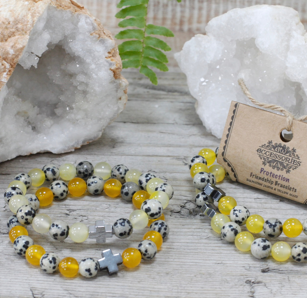 Conjunto de dos pulseras. Protección