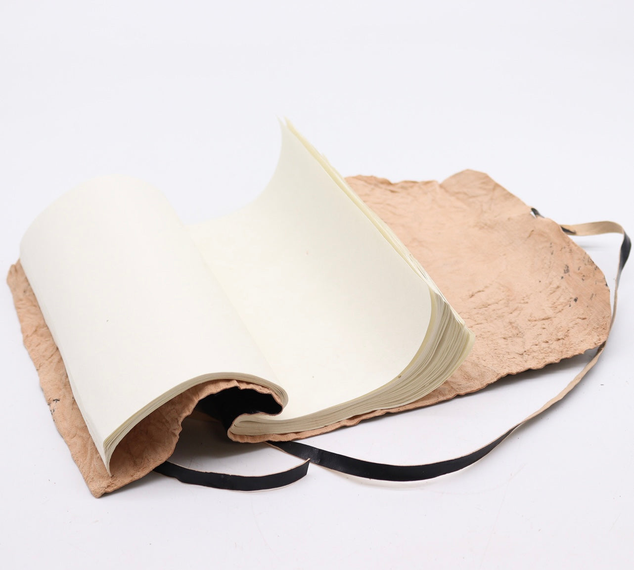 Cuaderno de cuero en rollo de 96 páginas (21x15cm)