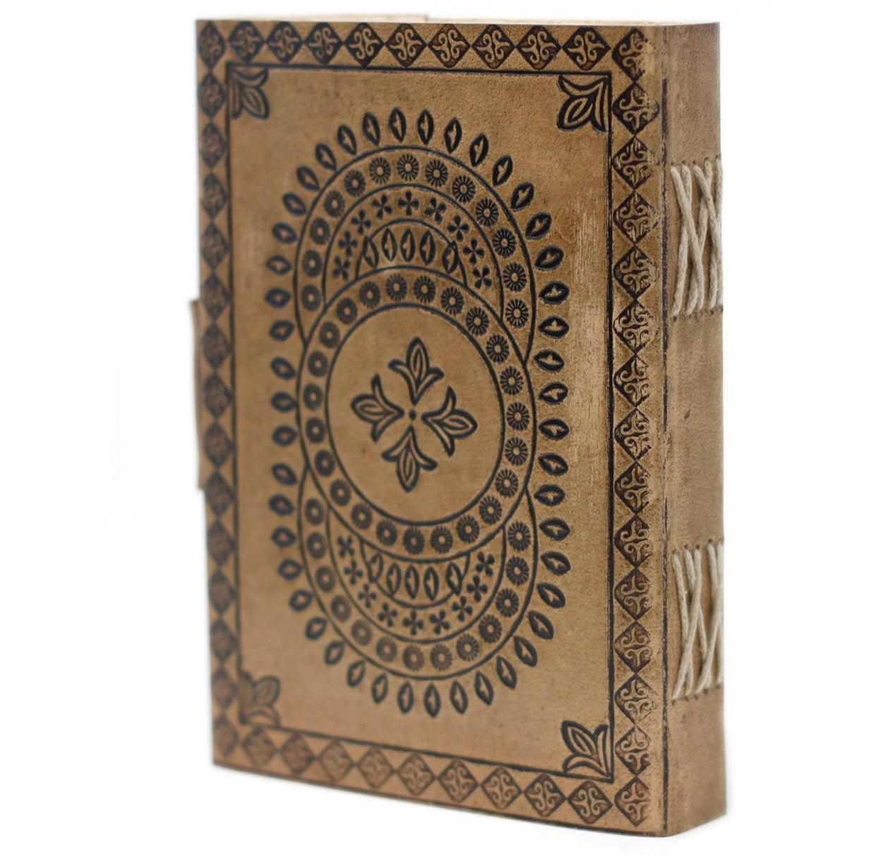 Cuaderno de cuero grabado (18x13)