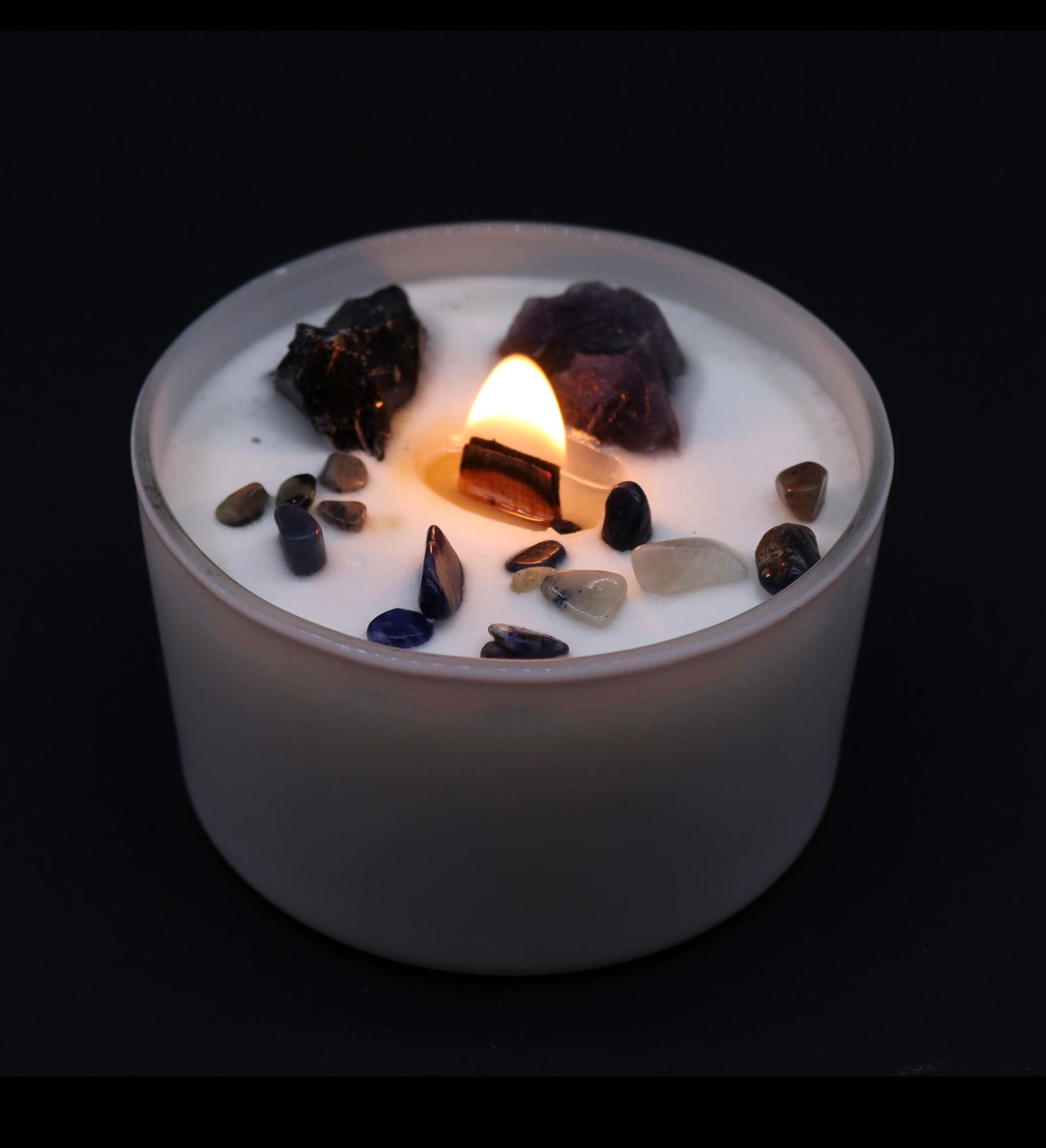 Vela con gemas. Chakra plexo solar