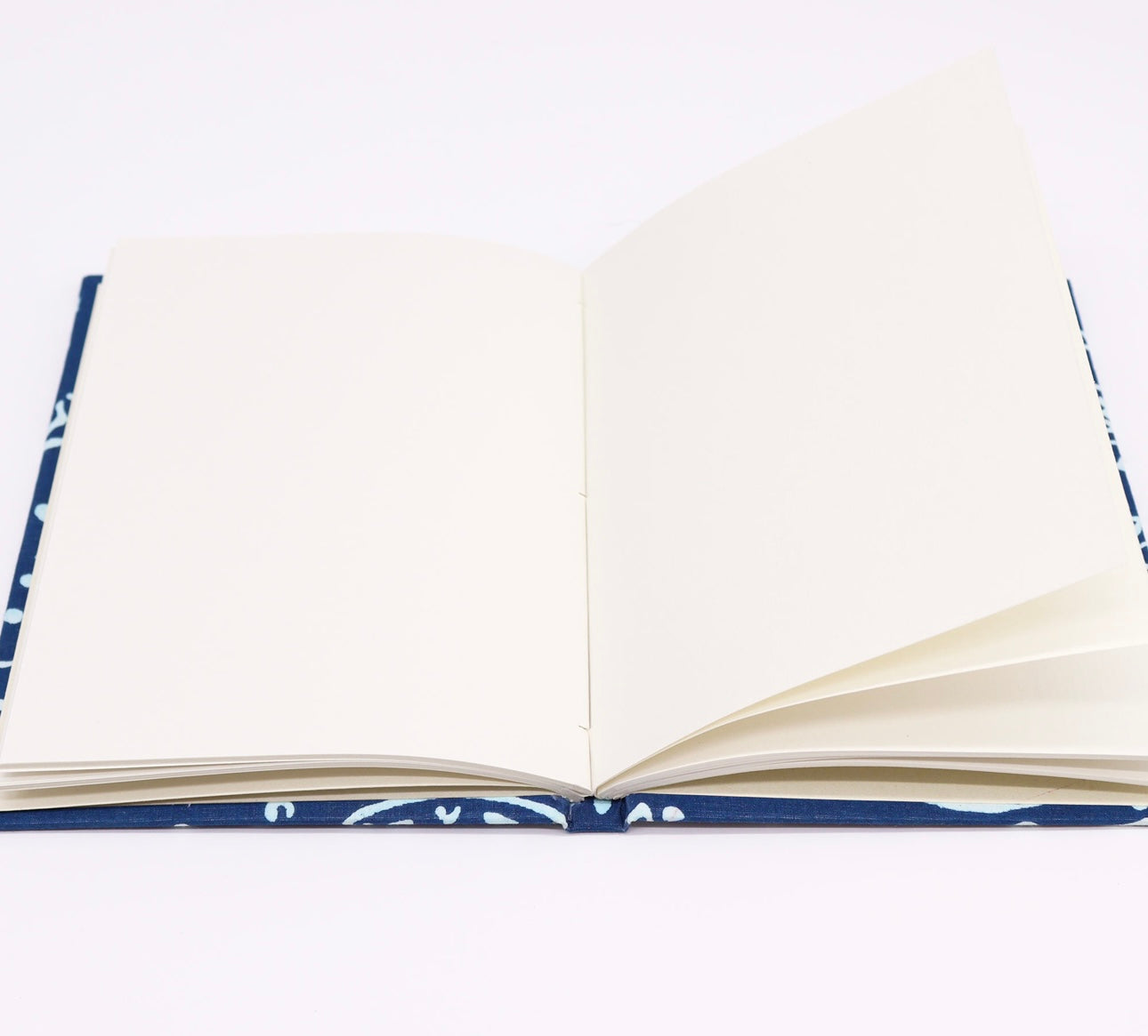Cuaderno con encuadernación de algodón 20x15cm - 96 páginas - Pez índigo