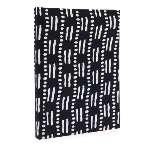 Cuaderno con encuadernación de algodón 20x15cm - 96 páginas - Puntos y rayas negros